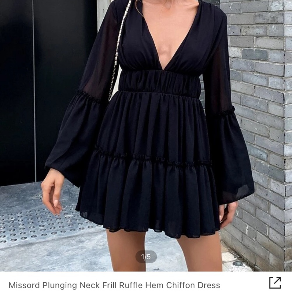 Large TikTok well known dress ! I got the wrong size